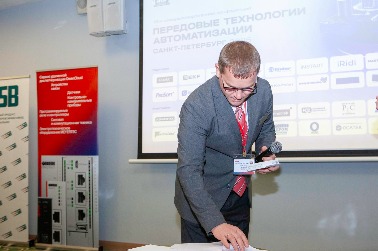IMG_7945.jpg