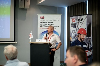 IMG_4976.jpg